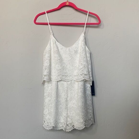 Forever 21 Floral Lace Romper - Picture 1 of 6